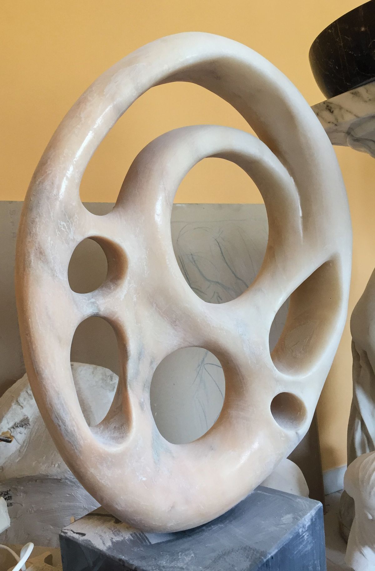 Scultura in marmo Rosa Canalini Marmi